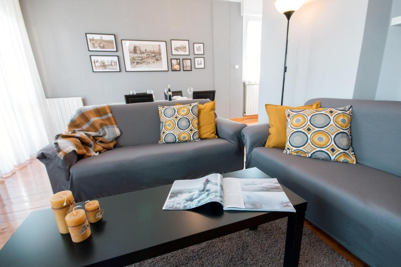 Stylish, modern, just renovated large apartment Viareggio Exteriör bild